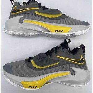 NIB Nike Zoom Freak 3 size 9.5